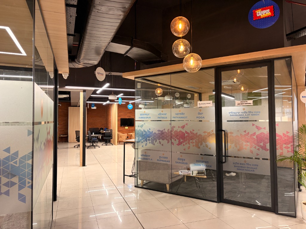 Webczar Solutions office workspace