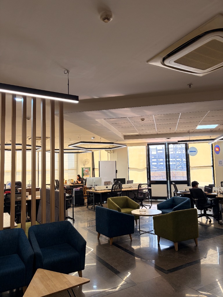 Webczar Solutions office workspace