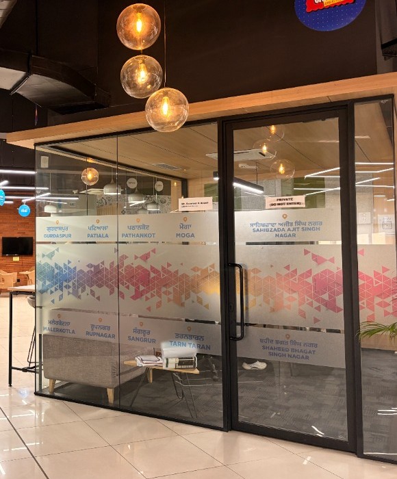 Webczar Solutions office workspace